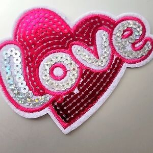 SPARKLE SEQUINS LOVE IRON ON PATCH